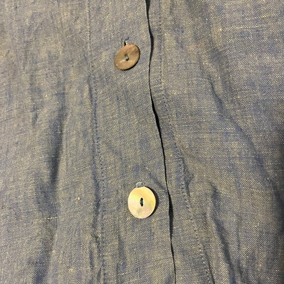 Boxy Linen Button Down - Picture 2 of 8